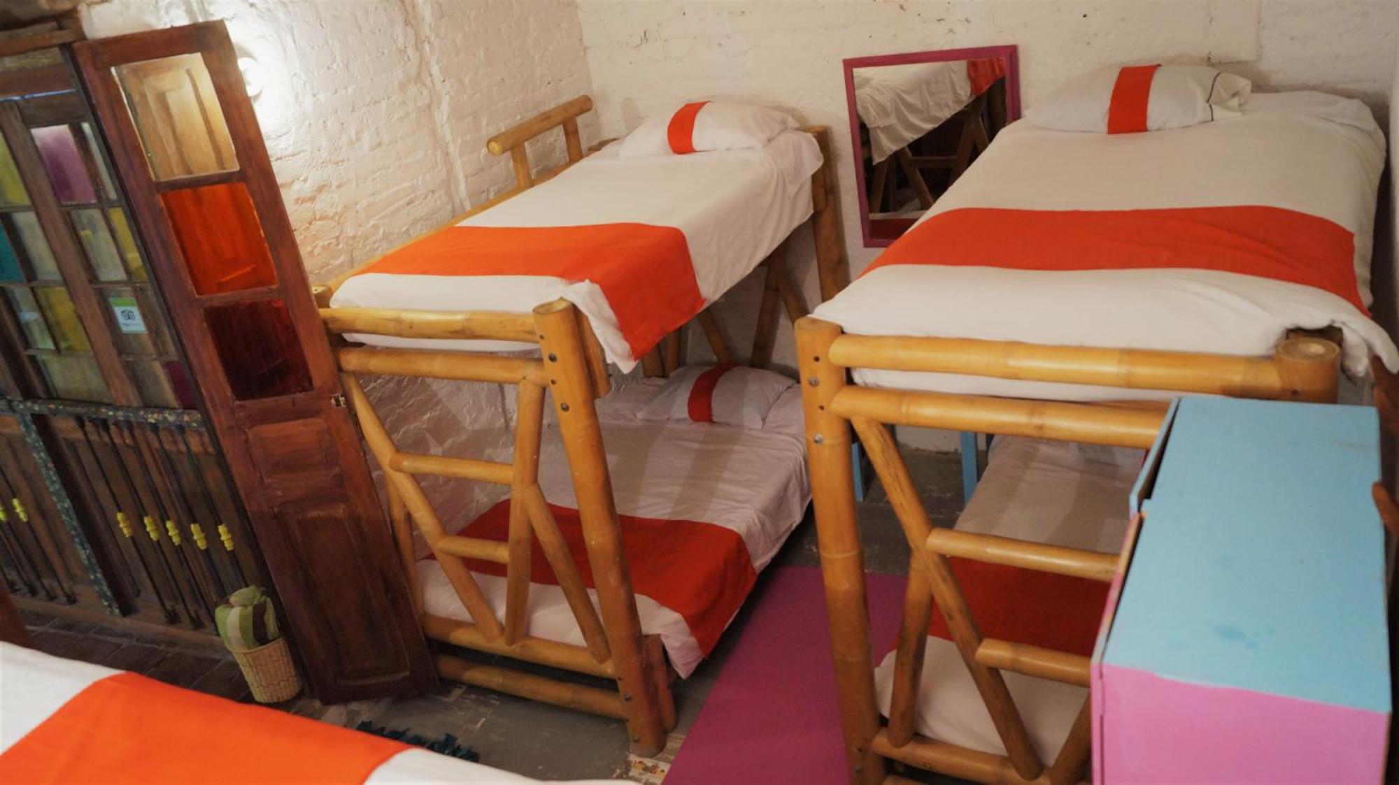 Lima Limon Candelaria Hostel Богота Екстер'єр фото